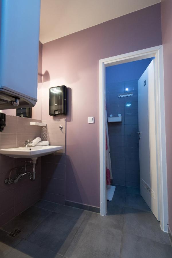 The Dots Hostel Zagreb Luaran gambar