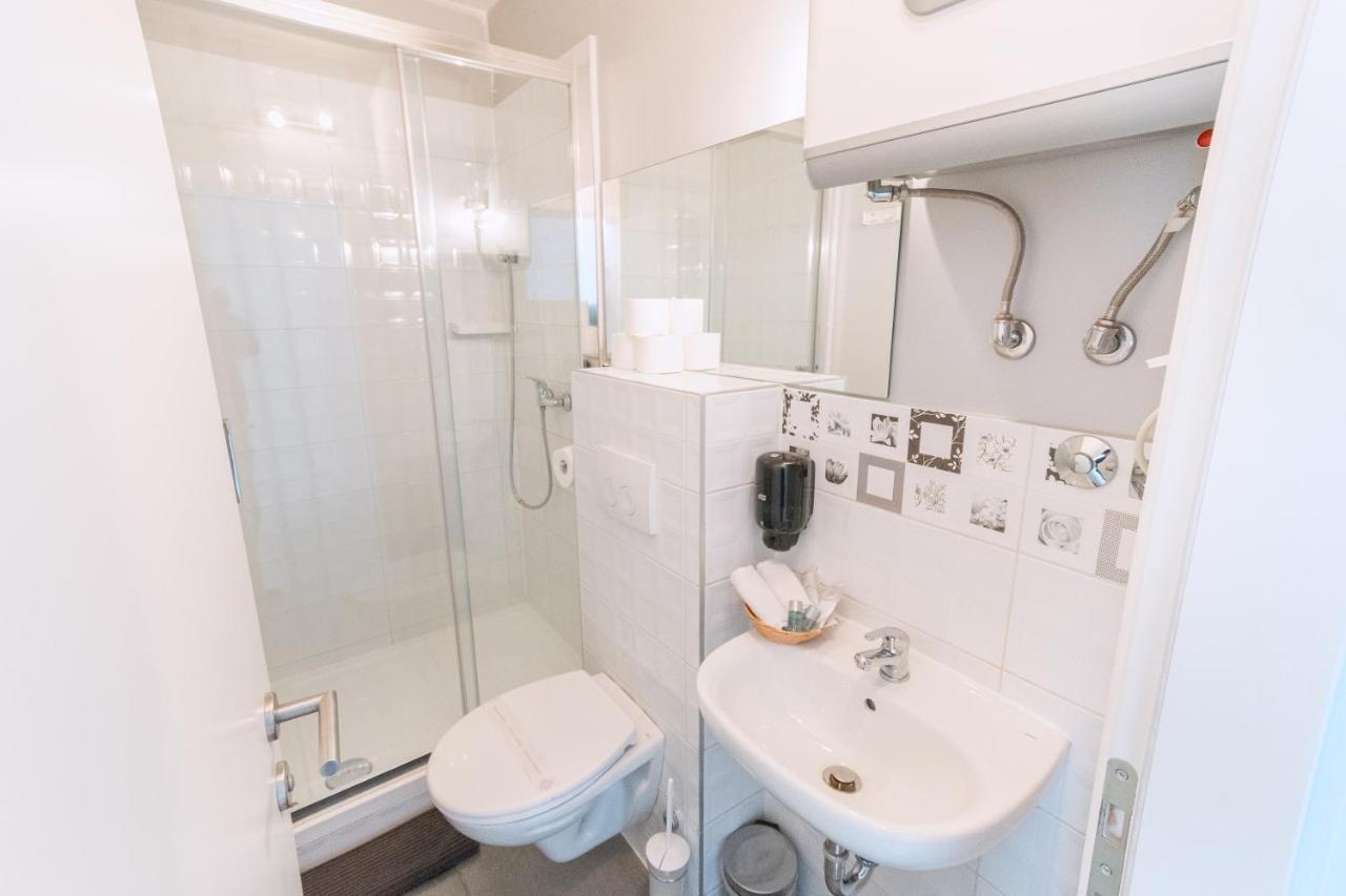 The Dots Hostel Zagreb Luaran gambar
