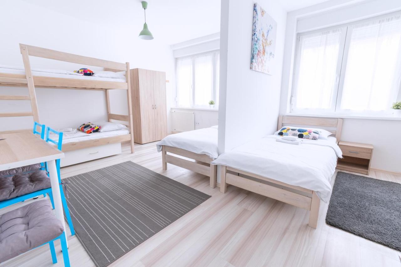 The Dots Hostel Zagreb Luaran gambar