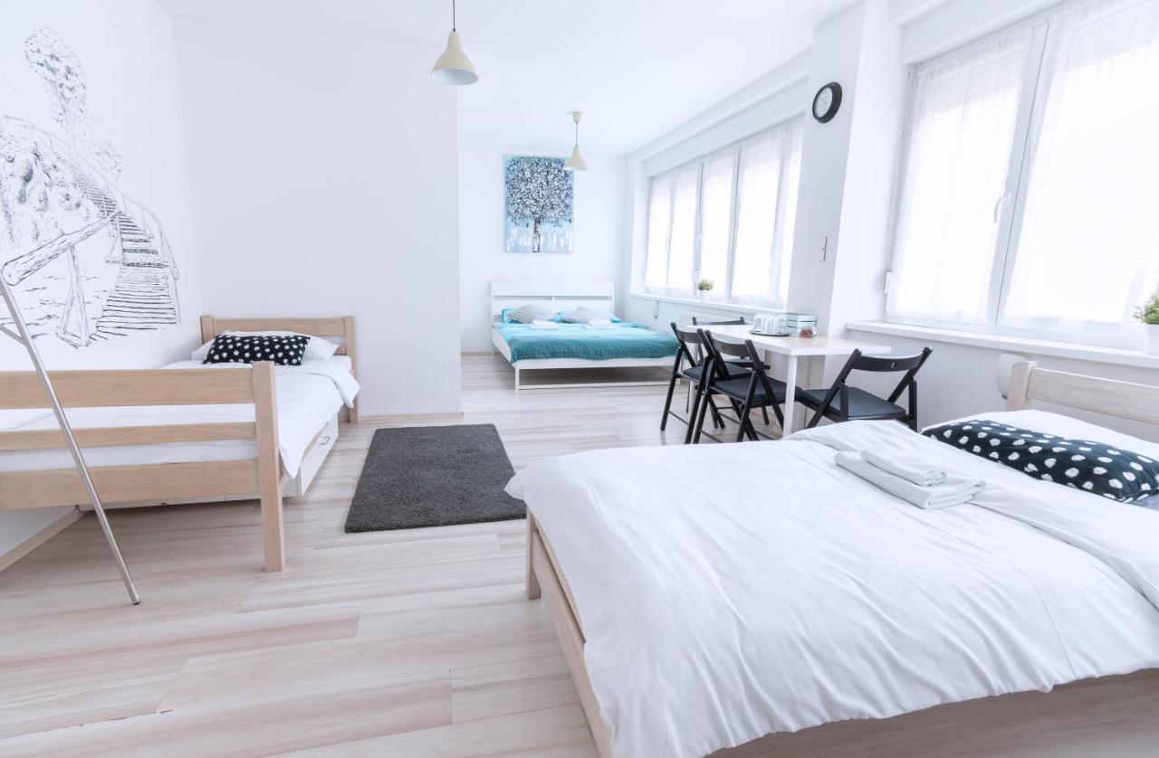 The Dots Hostel Zagreb Luaran gambar
