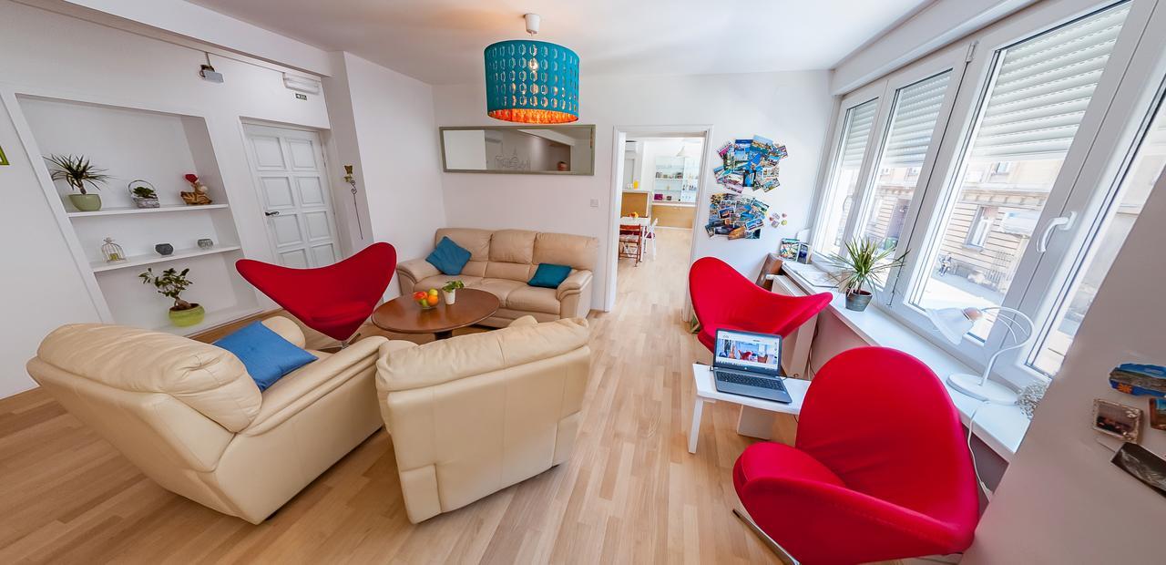 The Dots Hostel Zagreb Luaran gambar