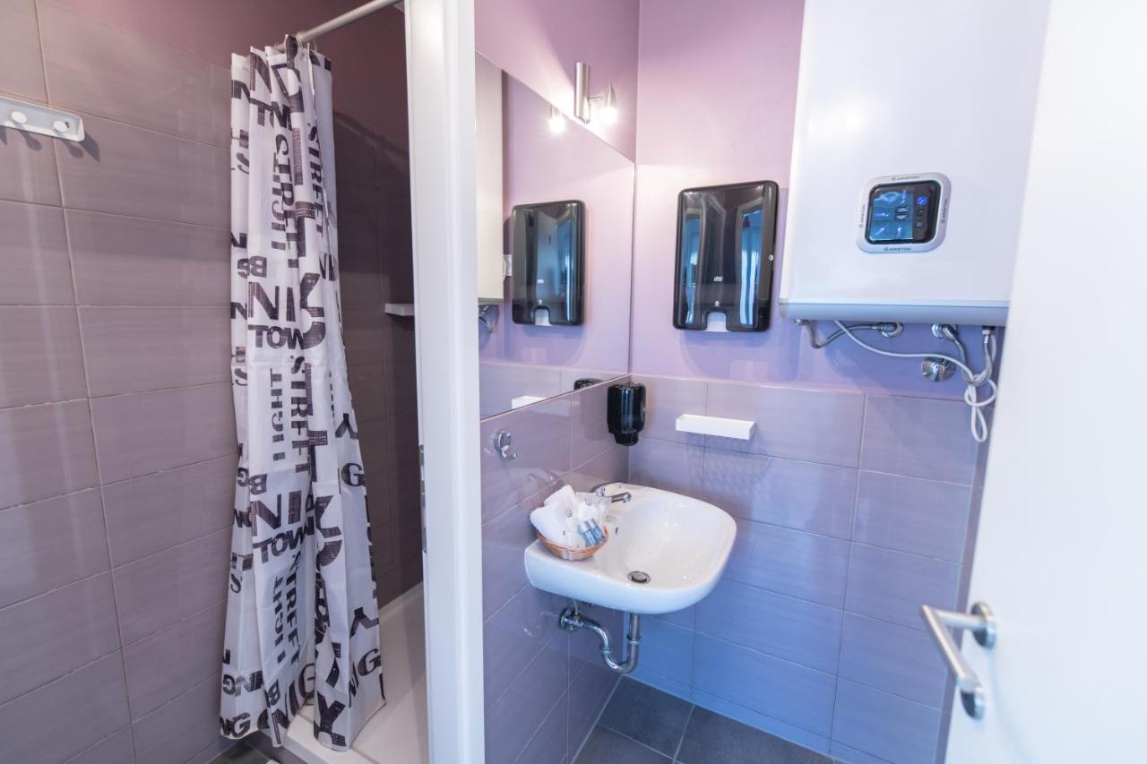 The Dots Hostel Zagreb Luaran gambar